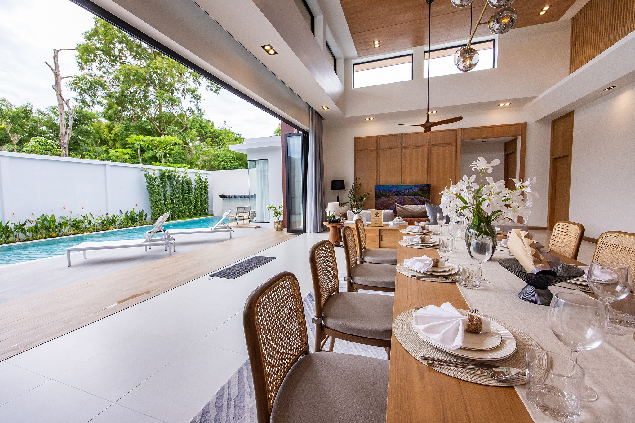 Monetaria Villas 25